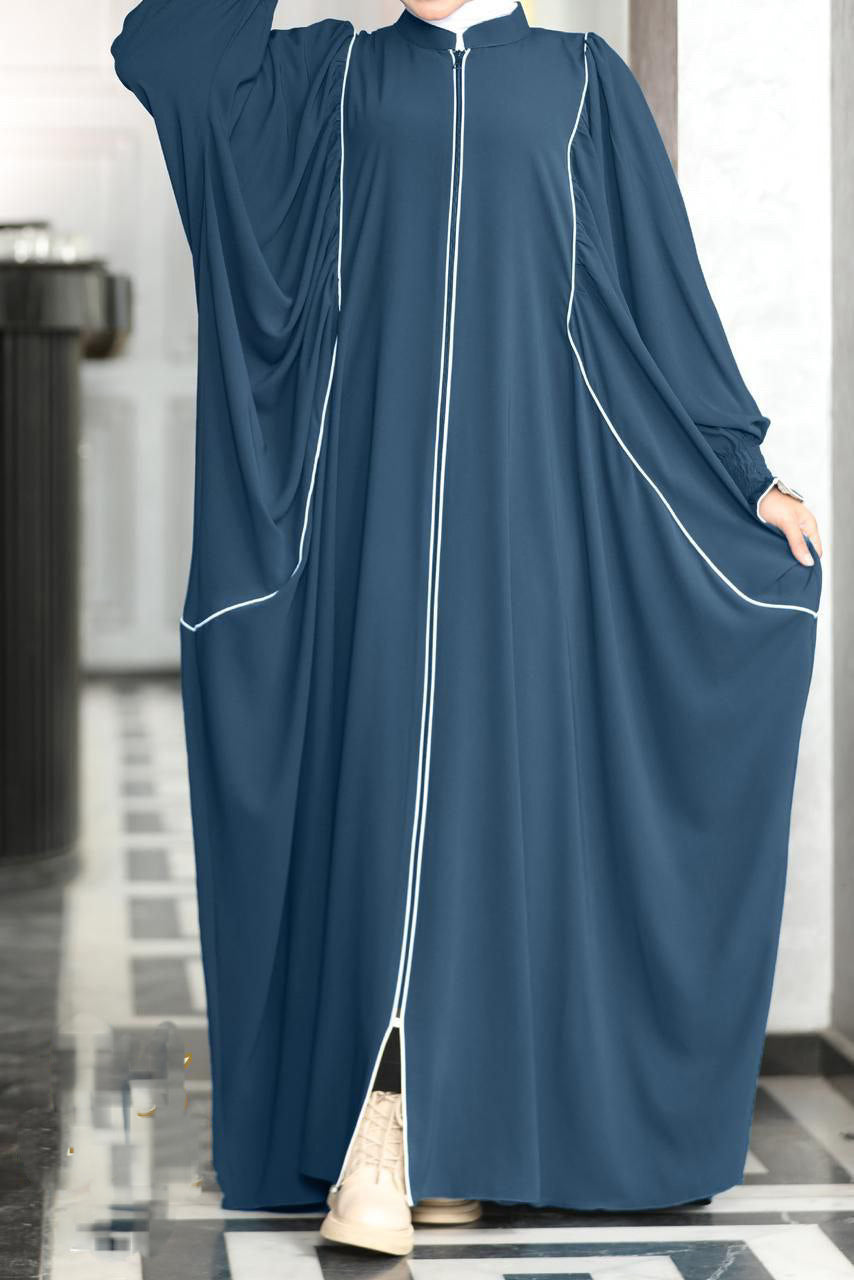 Huda Malhafa/ Abaya