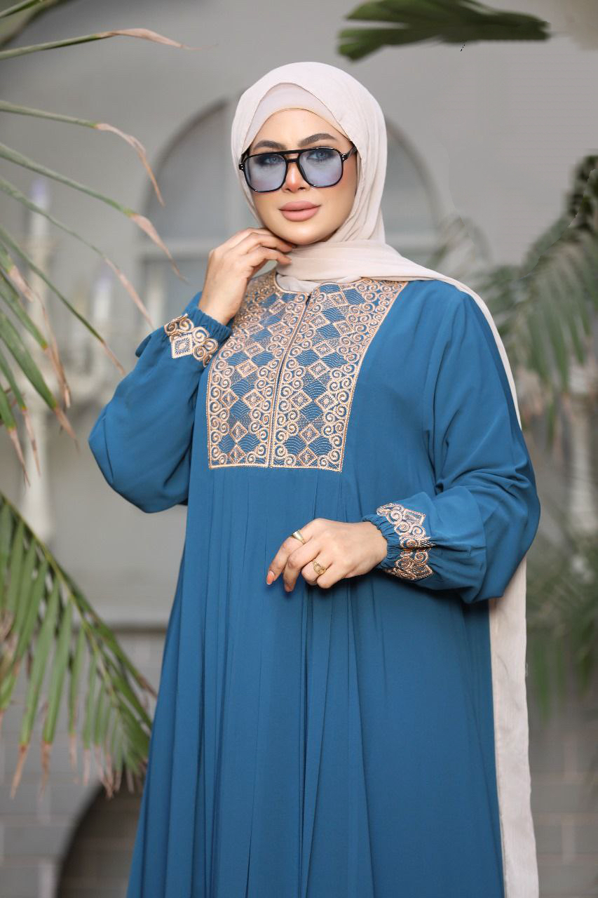 Free size Ednaa with embroidery on the sleeves and the front