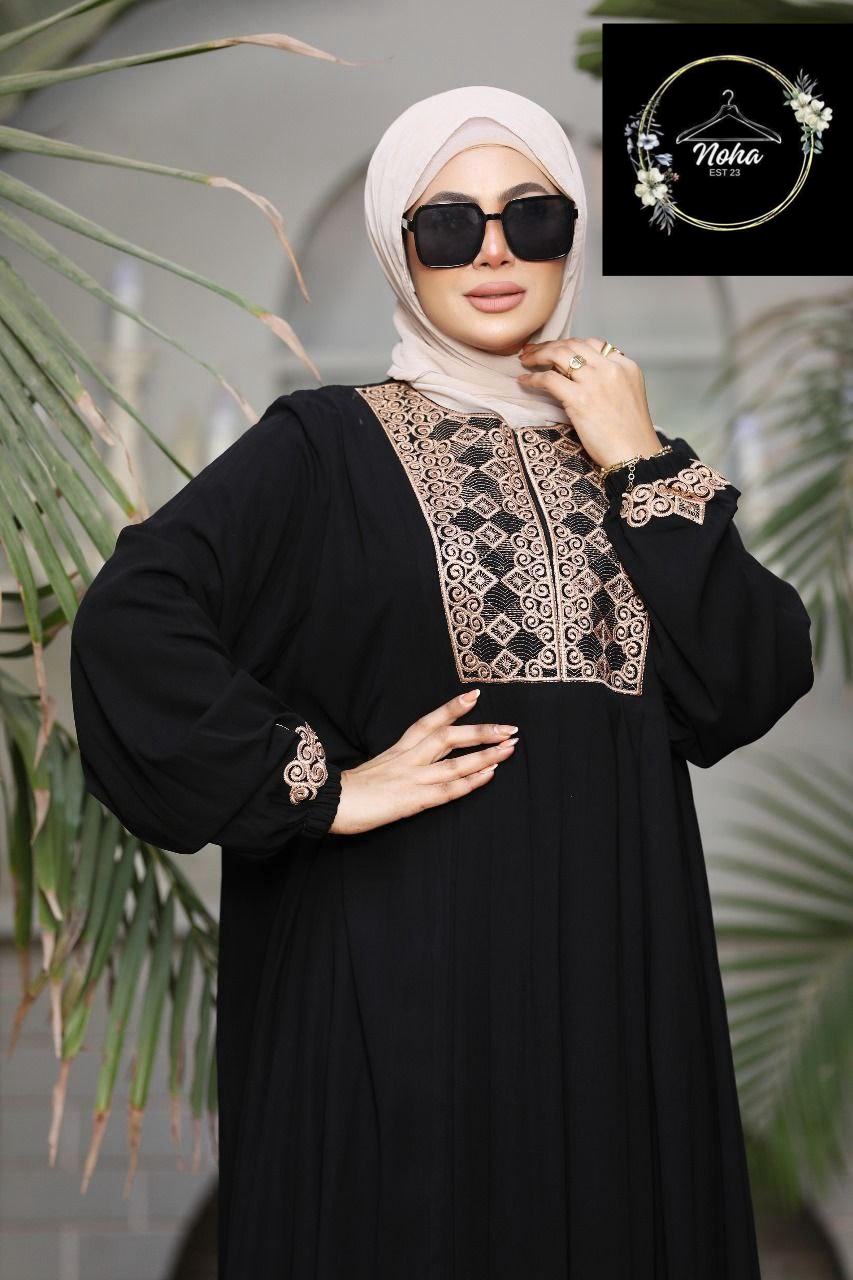 Free size Ednaa with embroidery on the sleeves and the front